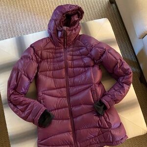 Women’s Mammut Down filled Winter Coat, Size Medium, Plum